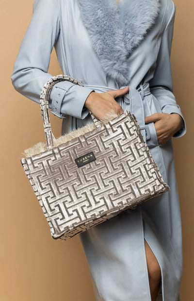 DAPHNE MEDIUM TOTE BAG